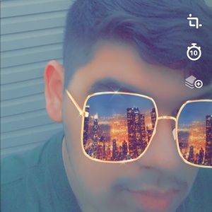 Meet your Posher, Tommy